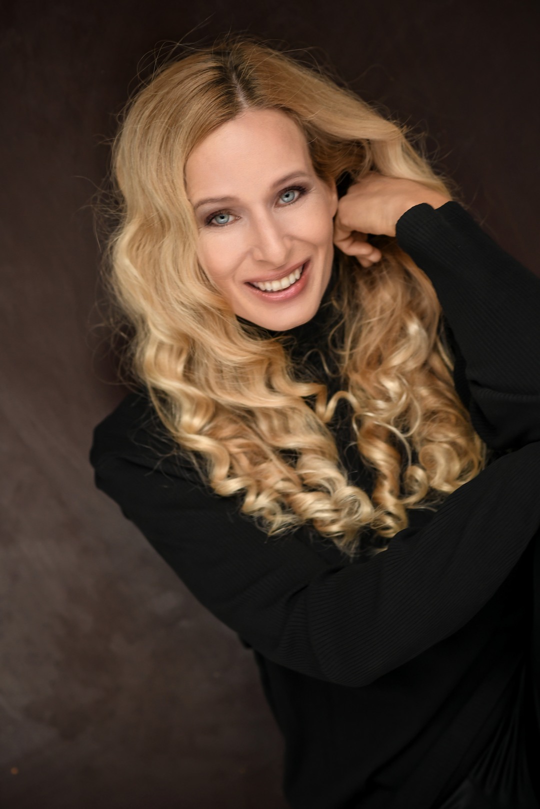 Annabell Whitney Annabell Whitney