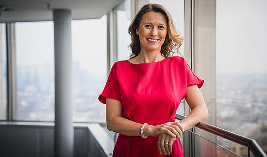 Sonja Zitzmann erweitert die 5 Sterne Future Stars: Von der Natur lernen, Zukunft erfolgreich gestalten