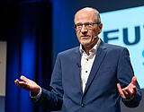 Keynote Speaker Dr. Bernd R. Olma