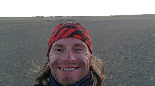 Erfolgreiche Solo-Expedition – Norman Bücher bezwingt die Wüste Gobi
