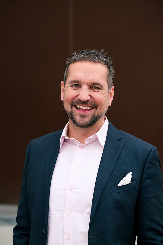 Ralf Schmitt Keynote Speaker Ralf Schmitt