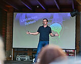 Keynote Speaker Dr. Boris Nikolai Konrad