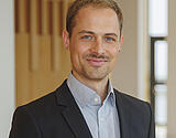 Keynote Speaker Dr. Jan König