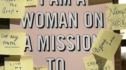 Frauenpower: 5 Sterne Rednerinnen inspirieren Business und Gesellschaft